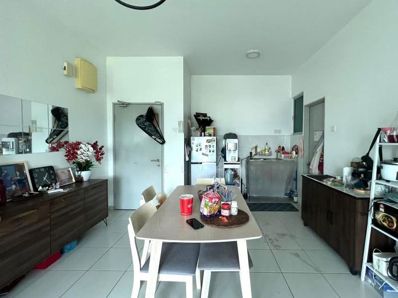 Service Residence for Sale at The Zizz @ Damansara North - Kelven Tan - Dining Room - PropertyGuru.com.my