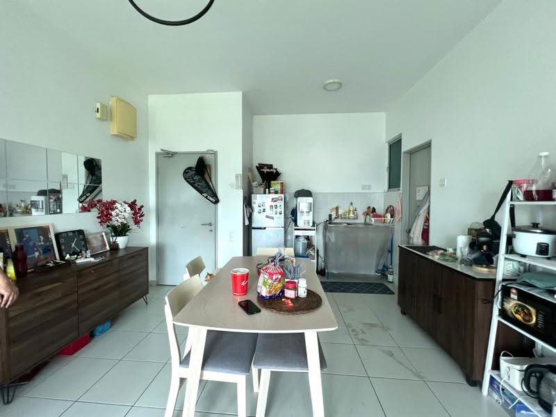 Service Residence for Sale at The Zizz @ Damansara North - Kelven Tan - Dining Room - PropertyGuru.com.my