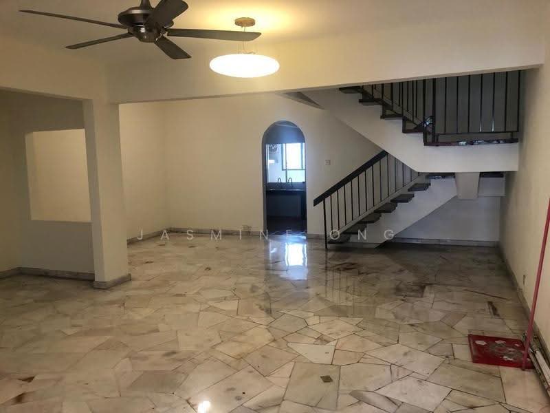 Rumah Teres 2-Tingkat untuk Disewa di Kepong Baru (Kepong) - Jasmine Ong - Living Room - PropertyGuru.com.my