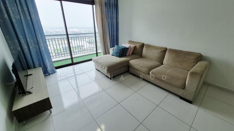 Kediaman Servis untuk Dijual di Sky Gardens Residences - Elleyna Soo - Living Room - PropertyGuru.com.my