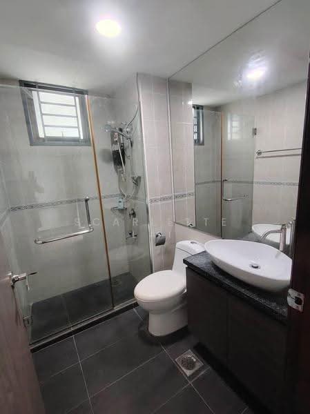 Pangsapuri untuk Disewa di Molek Pine 1 - Scarlette Lai - Bathroom - PropertyGuru.com.my