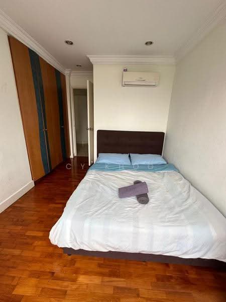 Kediaman Servis untuk Dijual di Fahrenheit 88 (KL Plaza Suites) - CY Khoo - Bedroom - PropertyGuru.com.my