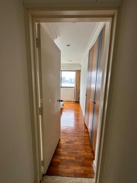 Kediaman Servis untuk Dijual di Fahrenheit 88 (KL Plaza Suites) - CY Khoo - Corridor - PropertyGuru.com.my
