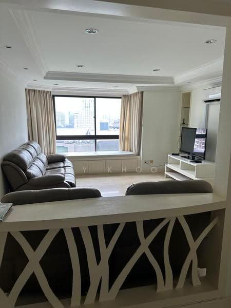 Kediaman Servis untuk Dijual di Fahrenheit 88 (KL Plaza Suites) - CY Khoo - Living Room - PropertyGuru.com.my