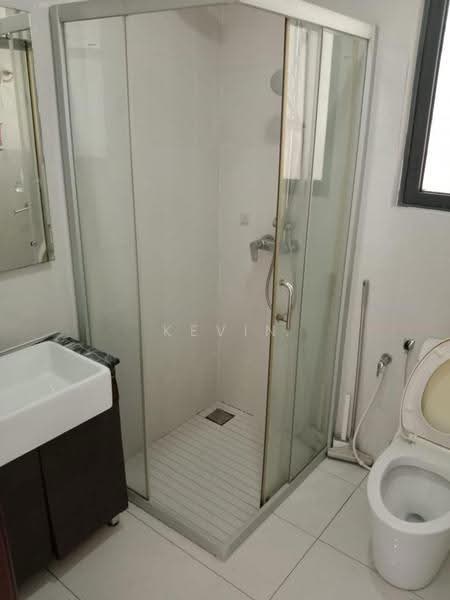 Condominium for Rent at Royal Strand @ Country Garden Danga Bay - Kevin Lim - Bathroom - PropertyGuru.com.my