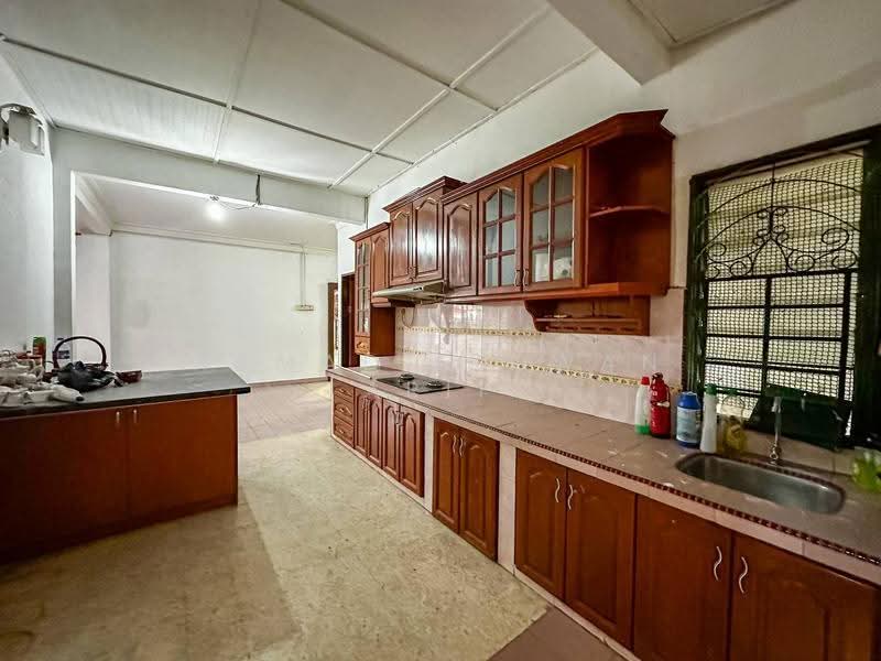 Rumah Berkembar untuk Dijual di Taman Sungai Jelok (Kajang) - Ahmad Ikhwan Arif - Kitchen - PropertyGuru.com.my