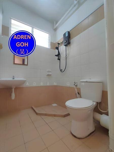 Kondominium untuk Disewa di D'Piazza - Adren Goh - Bathroom - PropertyGuru.com.my