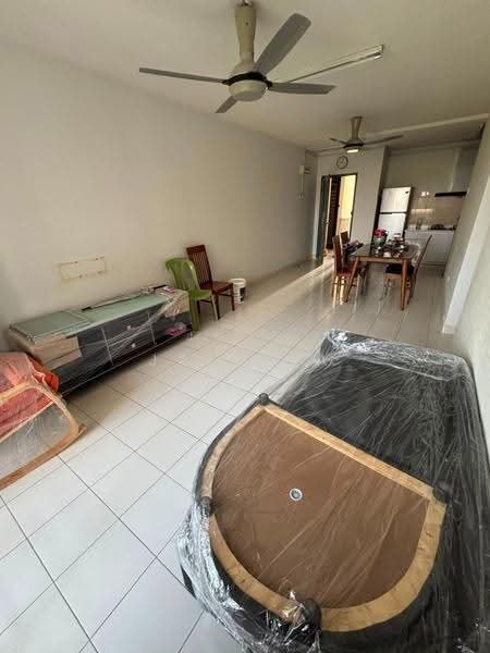 Pangsapuri untuk Disewa di Alam Prima - Jaleela Banu Ahmad - Living Room - PropertyGuru.com.my