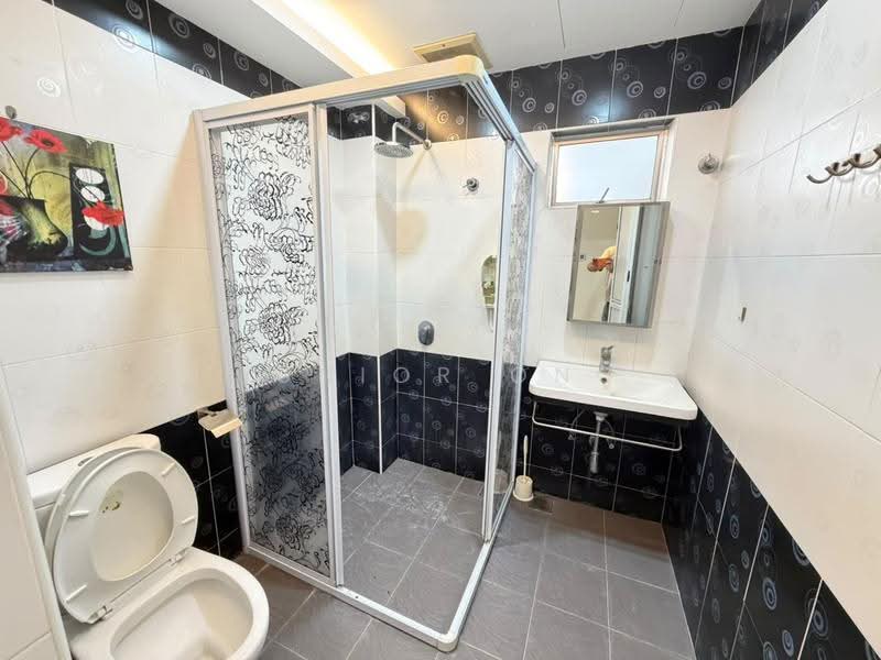 2-storey Terraced House for Sale in Kota Emerald (Rawang) - Junior Ong - Bathroom - PropertyGuru.com.my