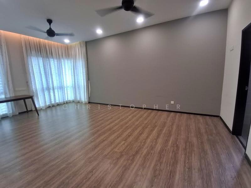 Semi-Detached House for Sale in Taman Villa Perdana (Kajang) - Christopher Saw - Living Room - PropertyGuru.com.my