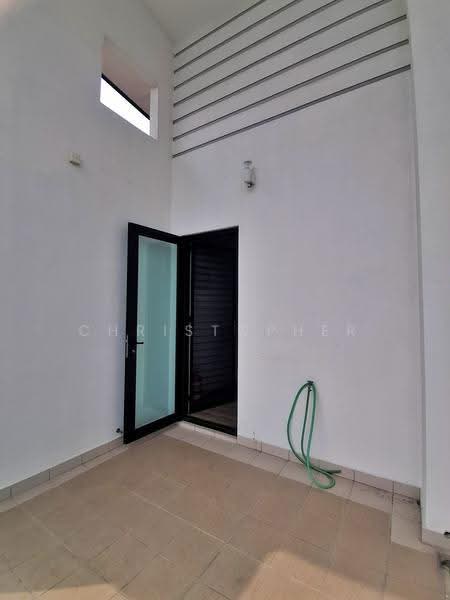 Semi-Detached House for Sale in Taman Villa Perdana (Kajang) - Christopher Saw - Entrance - PropertyGuru.com.my