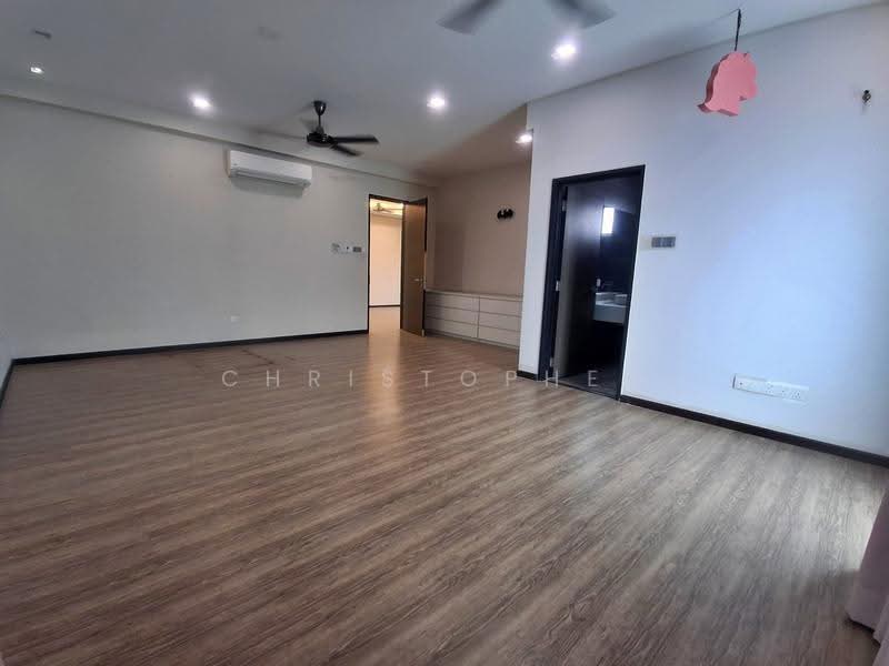 Semi-Detached House for Sale in Taman Villa Perdana (Kajang) - Christopher Saw - Living Room - PropertyGuru.com.my