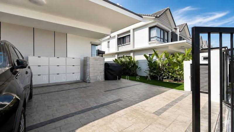 Semi-Detached House for Sale in Cyber 10 (Cyberjaya) - Ridwan Ibrahim - Exterior - PropertyGuru.com.my