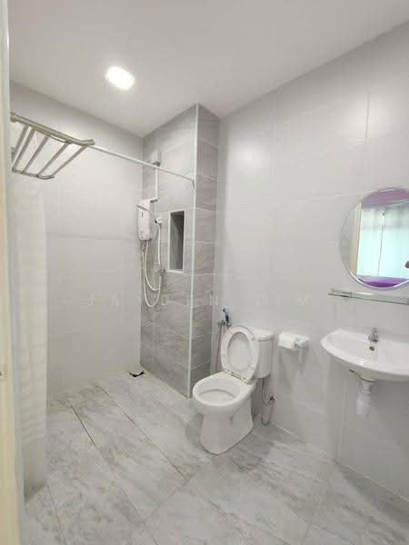 Condominium for Rent at KSL Residence 2 @ Kangkar Tebrau - Jayden Lim - Bathroom - PropertyGuru.com.my