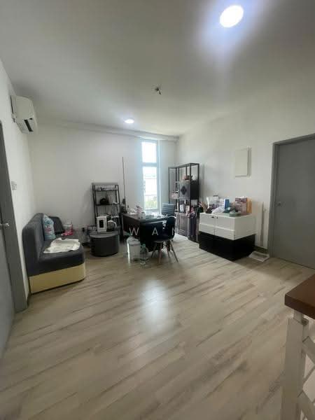 Rumah Teres 2-Tingkat untuk Dijual di Taman Mount Austin (Tebrau) - Wan Ning - Study - PropertyGuru.com.my