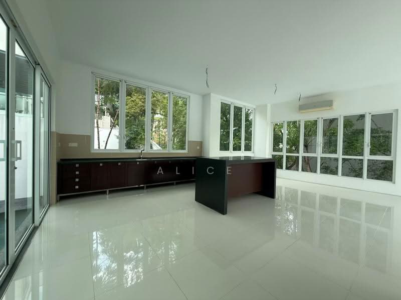 Twin Villas for Sale in Taman Melawati (Ulu Kelang) - Alice Voo - Kitchen - PropertyGuru.com.my