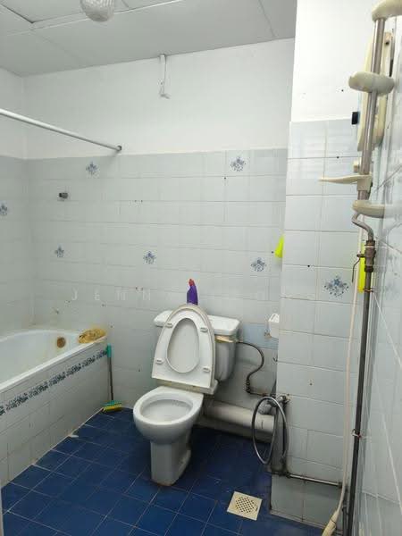 Apartment for Rent at Belle Vue Apartment - Jenny Leong - Bathroom - PropertyGuru.com.my
