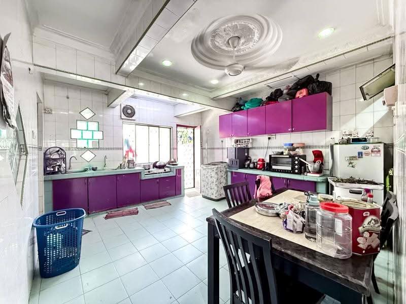 1-storey Terraced House for Sale in Puchong (Selangor) - Nurul Izza - Kitchen - PropertyGuru.com.my