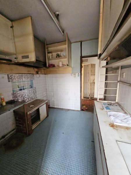 Rumah Flat untuk Disewa di Flat PKNS Seksyen 8 - Syafiq Razali - Kitchen - PropertyGuru.com.my