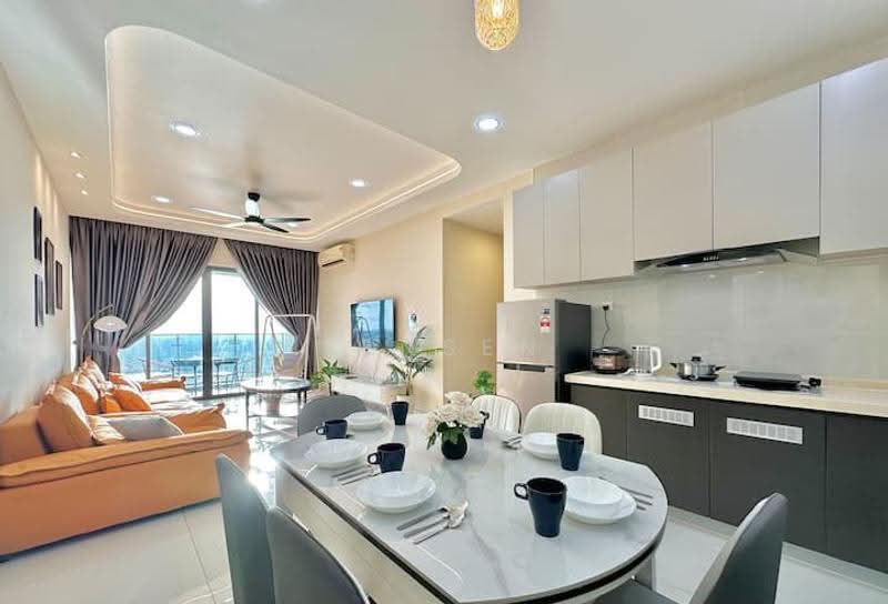 Kondominium untuk Disewa di Kings Bay @ Country Garden Danga Bay - Jensen Goh - Living Room - PropertyGuru.com.my