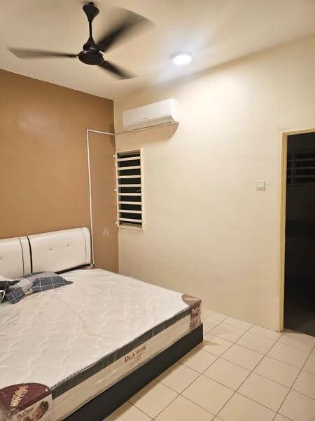 2.5-storey Terraced House for Rent in Taman Perai Utama (Perai) - May Choo - Bedroom - PropertyGuru.com.my