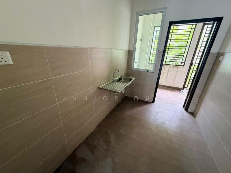 Semi-Detached House for Sale in Rawang (Selangor) - Junior Ong - Kitchen - PropertyGuru.com.my