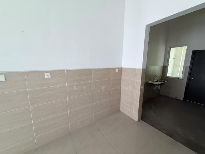 Semi-Detached House for Sale in Rawang (Selangor) - Junior Ong - Kitchen - PropertyGuru.com.my