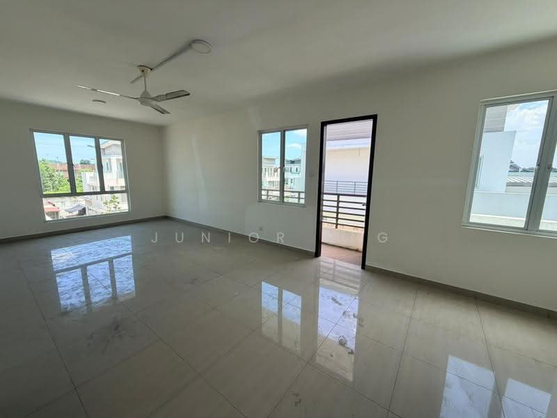 Semi-Detached House for Sale in Rawang (Selangor) - Junior Ong - PropertyGuru.com.my