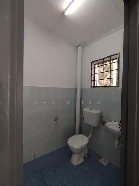 Terraced House for Rent in Garden Avenue (Seremban 2) - Chris Lim - Bathroom - PropertyGuru.com.my