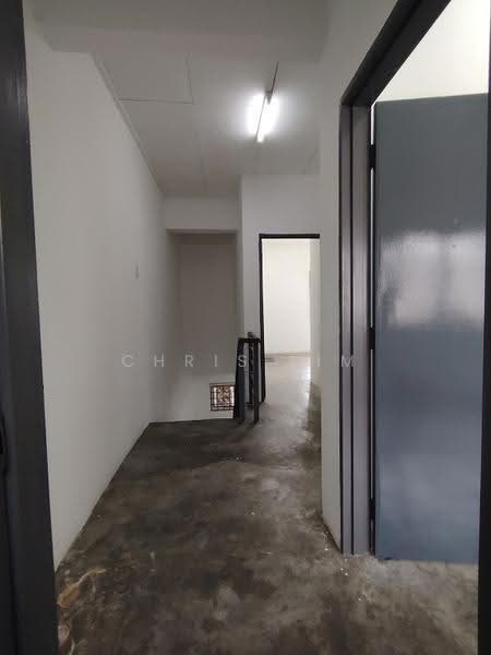 Terraced House for Rent in Garden Avenue (Seremban 2) - Chris Lim - Corridor - PropertyGuru.com.my