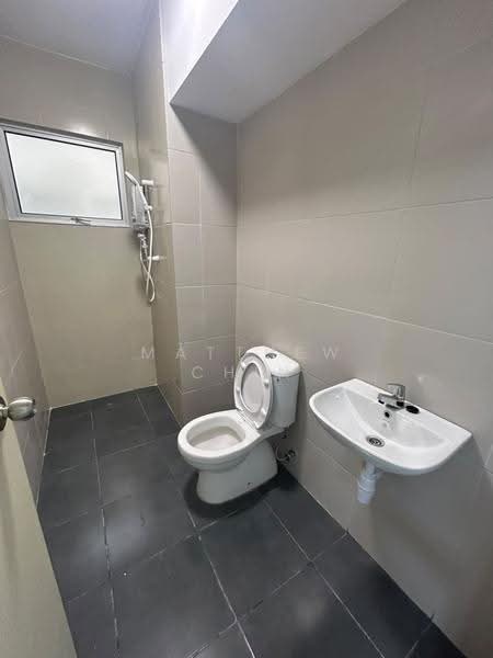 Flat for Rent at PANGSAPURI AMANSIARA - Matthew Chin - Bathroom - PropertyGuru.com.my