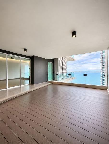 Kondominium untuk Dijual di One Tanjong Condominium - KK Kwok - Balcony - PropertyGuru.com.my