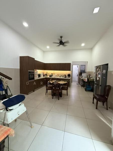 Terraced House for Sale in Temasya Glenmarie (Glenmarie) - Darren Ng - Kitchen - PropertyGuru.com.my