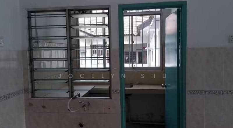 Pangsapuri untuk Dijual di Pangsapuri Sri Mekar - Jocelyn Shu - Kitchen - PropertyGuru.com.my