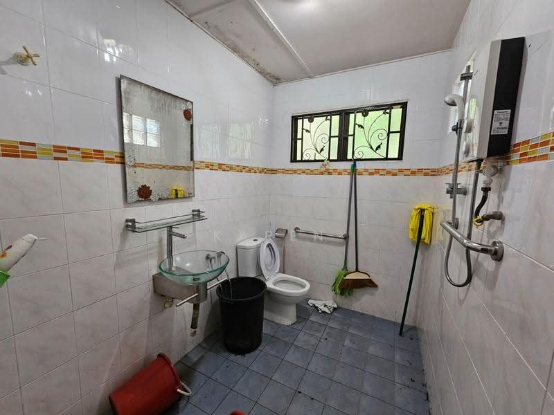 Rumah Teres untuk Dijual di Taman Cheras (Cheras) - KAREN SIA - Bathroom - PropertyGuru.com.my