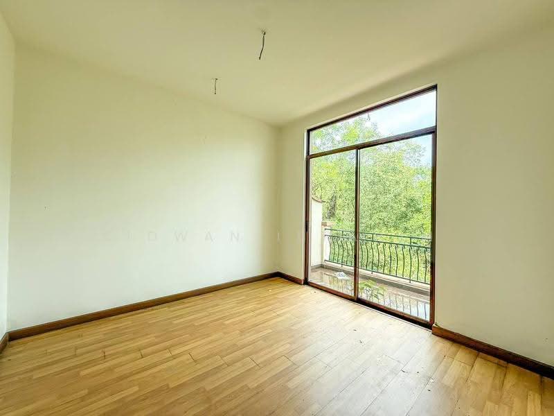 3-storey Terraced House for Sale in Diamond City (Semenyih) - Ridwan Ibrahim - Balcony - PropertyGuru.com.my