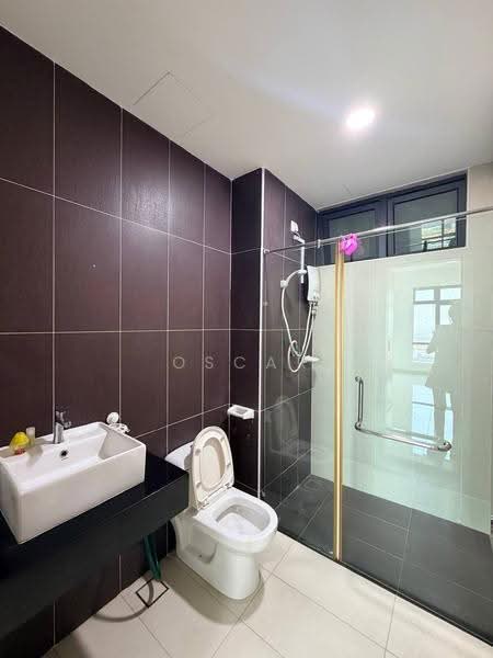 Kediaman Servis untuk Disewa di D'Secret Garden (Pangsapuri Kempas Indah) - Oscar Wong - Bathroom - PropertyGuru.com.my