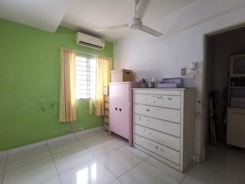 2-storey Terraced House for Sale in Sabak Bernam (Selangor) - KAREN SIA - Bedroom - PropertyGuru.com.my
