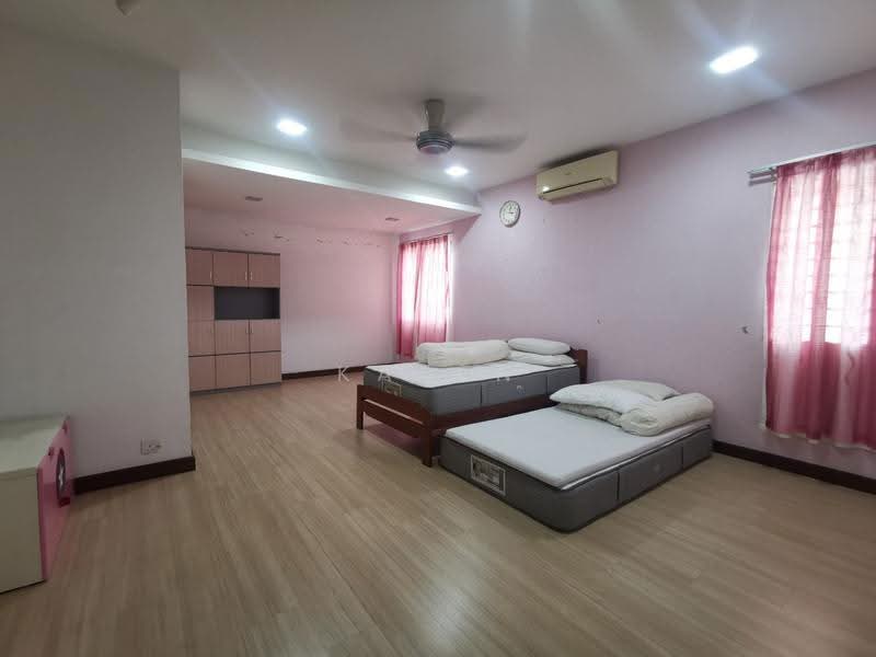 2-storey Terraced House for Sale in Sabak Bernam (Selangor) - KAREN SIA - Bedroom - PropertyGuru.com.my