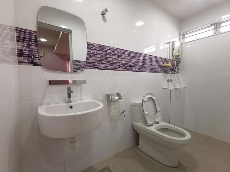 2-storey Terraced House for Sale in Sabak Bernam (Selangor) - KAREN SIA - Bathroom - PropertyGuru.com.my