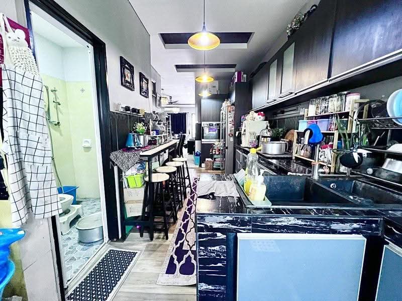 2-storey Terraced House for Sale in Taman Tasik Prima (Puchong) - NORFADILAH ZAINUDDIN - Kitchen - PropertyGuru.com.my