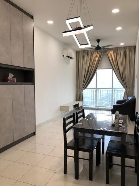 Kondominium untuk Disewa di Sky Awani Residensi 1 - Kathy Yap - Living Room - PropertyGuru.com.my