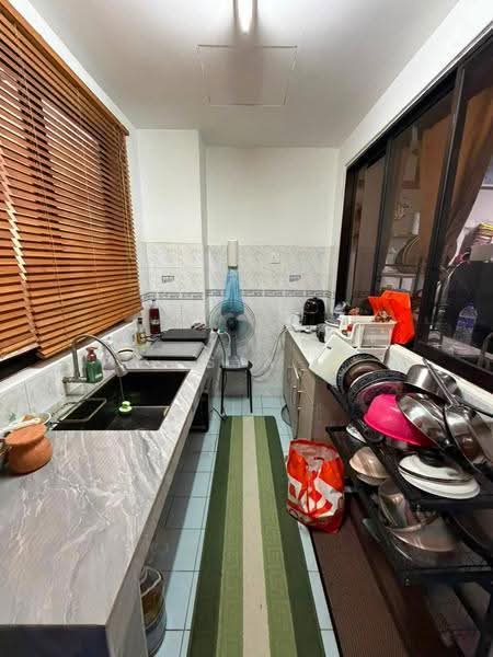 Condominium for Rent at Cyber Heights Villa - Sya Rusli - Kitchen - PropertyGuru.com.my
