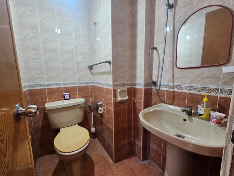 Rumah Teres 2-Tingkat untuk Dijual di Pandan Indah (Selangor) - KAREN SIA - Bathroom - PropertyGuru.com.my
