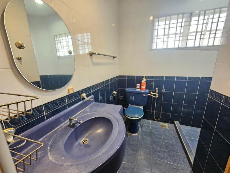 Rumah Teres 2-Tingkat untuk Dijual di Pandan Indah (Selangor) - KAREN SIA - Bathroom - PropertyGuru.com.my