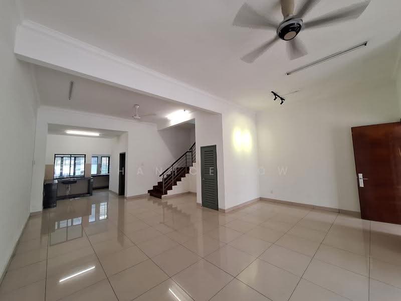 Rumah Teres 2.5-Tingkat untuk Dijual di Bandar Puteri Puchong (Puchong) - Shanice Low - Living Room - PropertyGuru.com.my