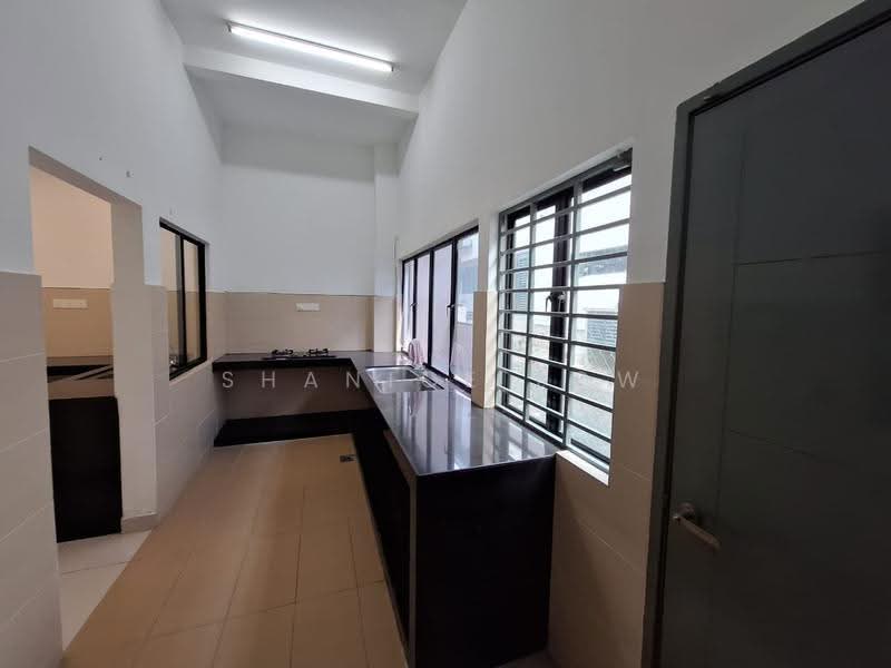 Rumah Teres 2.5-Tingkat untuk Dijual di Bandar Puteri Puchong (Puchong) - Shanice Low - Kitchen - PropertyGuru.com.my