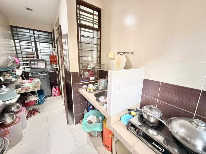 Rumah Teres 1-Tingkat untuk Dijual di Kangkar Pulai (Skudai) - Amber Hew - PropertyGuru.com.my