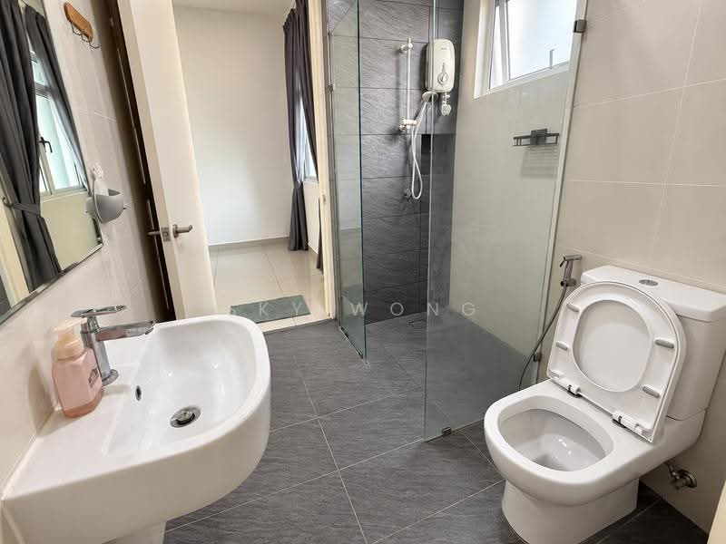 Kondominium untuk Disewa di La Thea Residences - Sky Wong - Bathroom - PropertyGuru.com.my