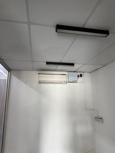 Kedai untuk Disewa di Sungai Besi (Kuala Lumpur) - Annie How - Interior - PropertyGuru.com.my